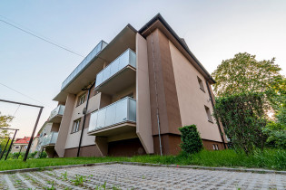 Rekonštrukcia BD Litovelská 802 KNM