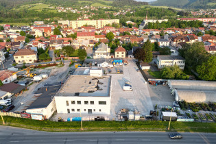 Administatívná budova KNM - Hviezdoslavova ul.